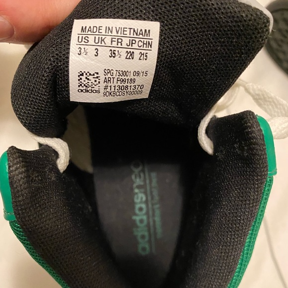 Adidas High Tops for kids - Picture 5 of 6